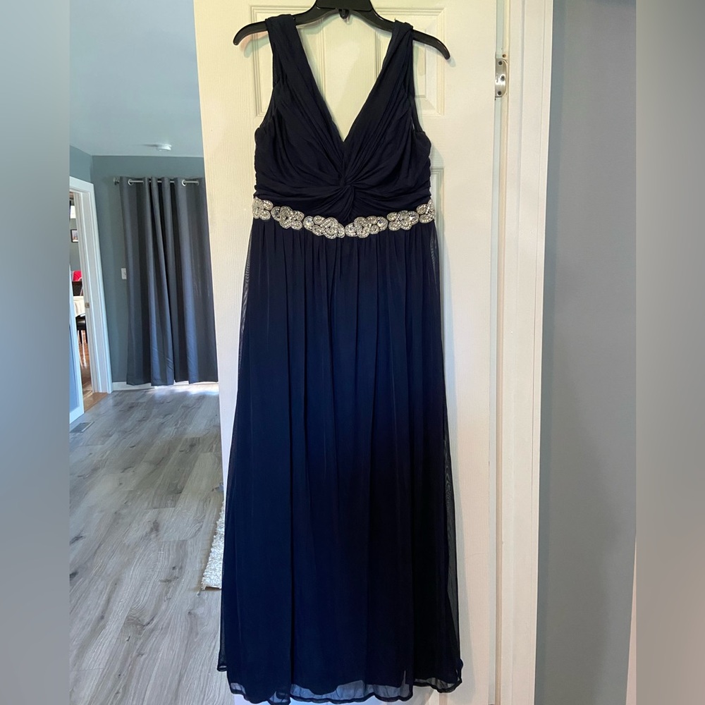 Navy Blue Bridesmaid Dress, Size 17 with cups added